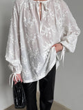 French Cotton Embroidered V-Neck Bubble Sleeve White Shirt 2025 Summer Fashion New Top Lady 68HZ
