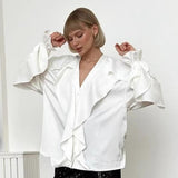 Black V-Necked Lotus Leaf Side Bubble Sleeves Of The Lady's Shirt 2025 Autumn And Winter Fashion New Top 68HZ