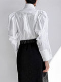 Autumn 2025 New Female Minority Retro Court Style Collar Pressure Folding Bubble Sleeve Elegant Light White Shirt 68HZ
