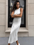 French White Body Repair Bag With A Forked Knitted Dress In The 2025 Spring And Summer New Long Dress Woman 68HZ