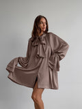 Autumn And Winter Leisure Temperament Thick And Dumb Color Color Silove Loose Fluttering Lead The Horn Sleeve With Women's Dress White 68HZ